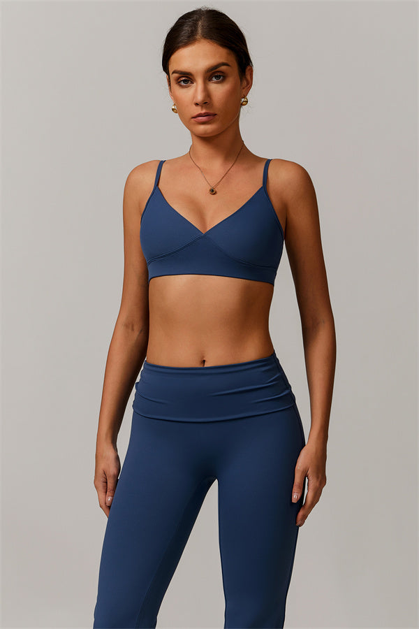 The Vigor Sports Bra Flared Leggings 2-Piece Set