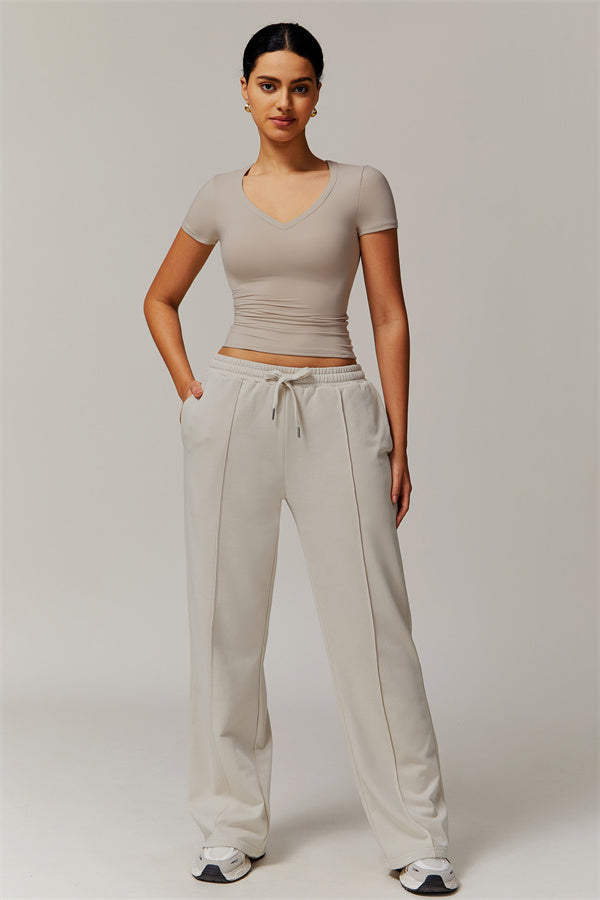 The Motion T-shirt Sweatpants 2-Piece Set